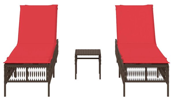 2 db barna polyrattan napozóágy asztallal
