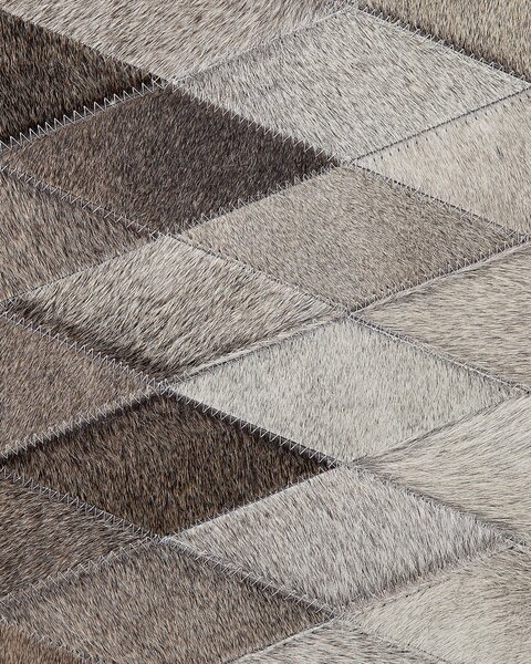 Szőnyeg MALDAN Bézs 140 x 200 cm Bőr