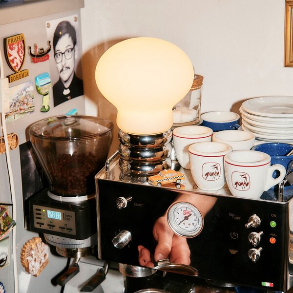 Asztali lámpa Ingo Maurer, B.Bulb, dimmable, Fémes, Nappali, Fém, Dizájn