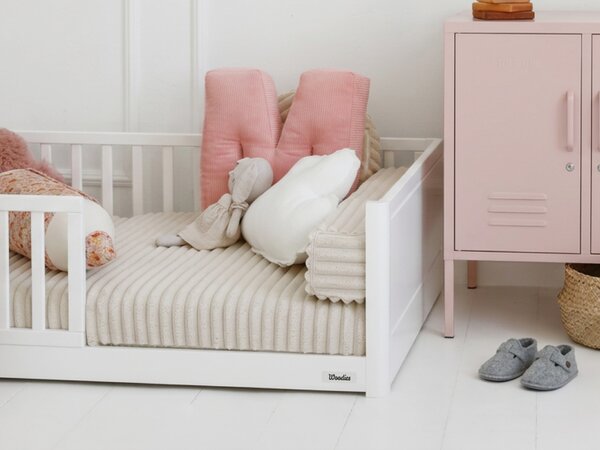 SMOOTH Monty Bed fa montessori gyerekágy 80x160 - fehér