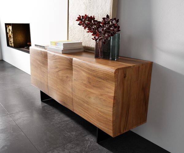 DELIFE Komód New Live-Edge 145 cm akác természetes 3 ajtós lebegő fém láb fekete