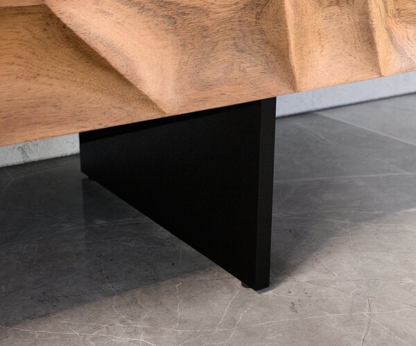 DELIFE Komód Solu 145 cm akác természetes 2 ajtós 3 fiókos lebegő fém láb fekete 3D előlap