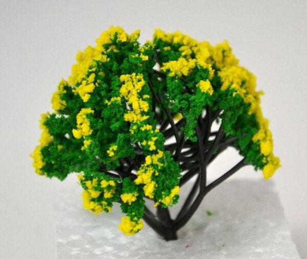 Fa sárga virágokkal 8 cm