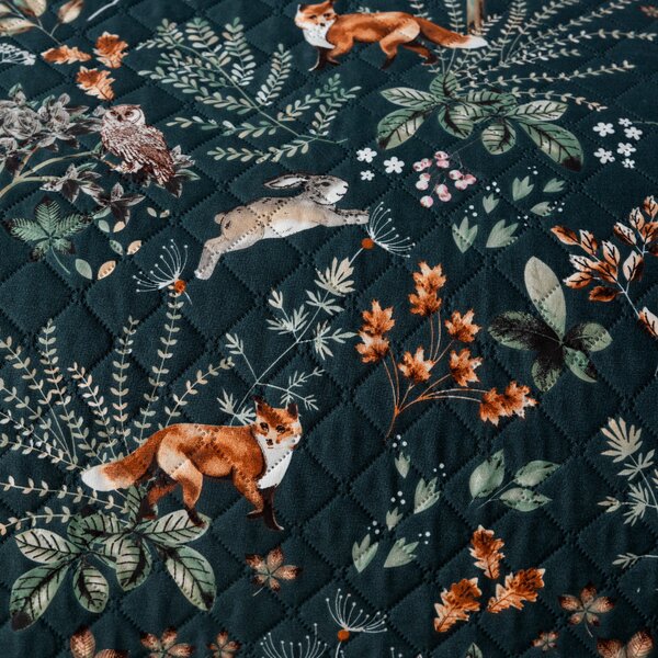 THE FOX AND THE HARE sötétzöld ágytakaró Méret: 220 x 240 cm
