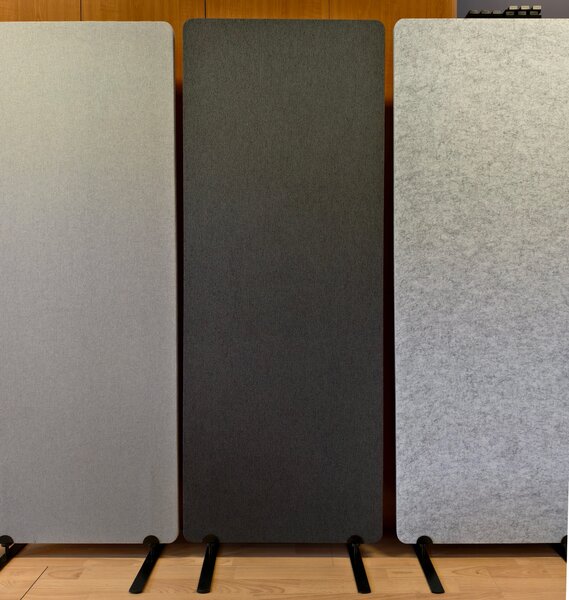 Bilnora Irodai térelválasztó paraván 160x60x2,5cm. Dark Grey színben. Kárpitozva - 6 silver