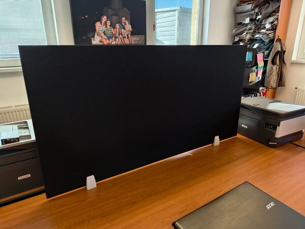 Bilnora asztal elválasztó oldalsó paraván 60x60x1.2cm - 14 sötét szűrke , L Clip