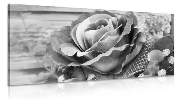 Kép elegáns vintage rózsa fekete fehérben