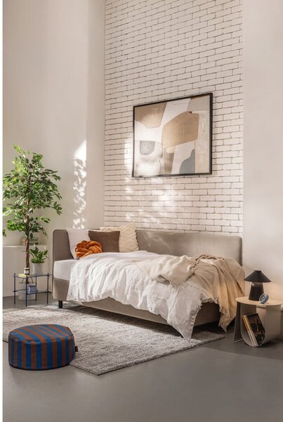 Szürkésbarna kárpitozott ágyneműtartós egyszemélyes ágy matraccal 90x200 cm Avela – Bonami Selection