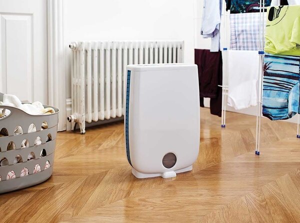 MEACO DD8L ION Párátlanító ionizátorral és nano-szűrővel Fehér