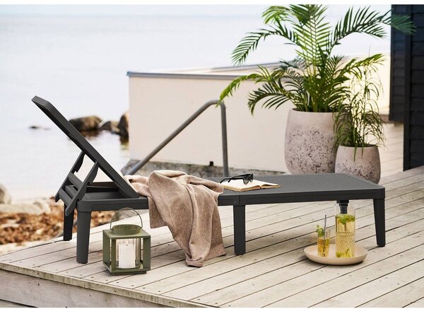 Fém-üveg lámpás (magasság 20,5 cm) Lohals – House Nordic