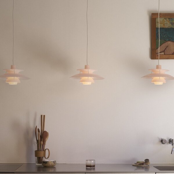 Függőlámpa Louis Poulsen, PH 5 320, dimmable, Bézs, Étkező, Műanyag, Dizájn