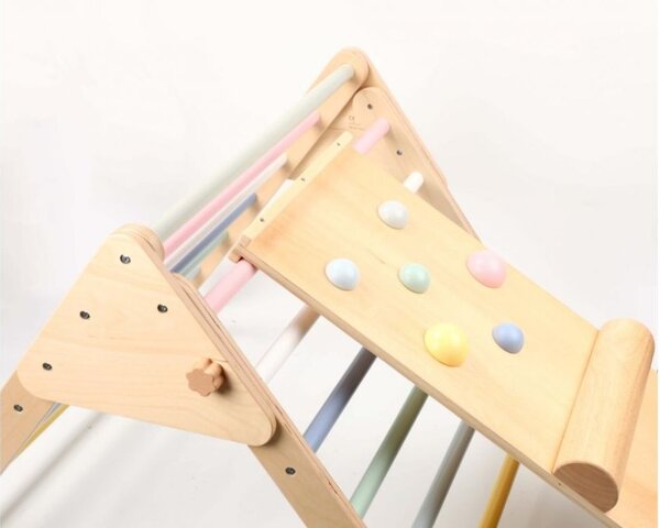 MONTY fa Pikler-háromszög, 59 cm, Montessori deszkával, többszínű ELIS design