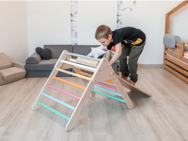 MONTY fa Pikler-háromszög, 59 cm, Montessori deszkával, többszínű ELIS design