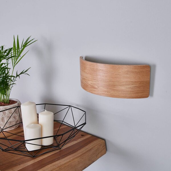 Lindby LED fali lámpa Rafailia, szélesség 33cm, fa, 3,000K, Sötét fa, Nappali / Étkező, Fa, Vidéki otthon / Rusztikus
