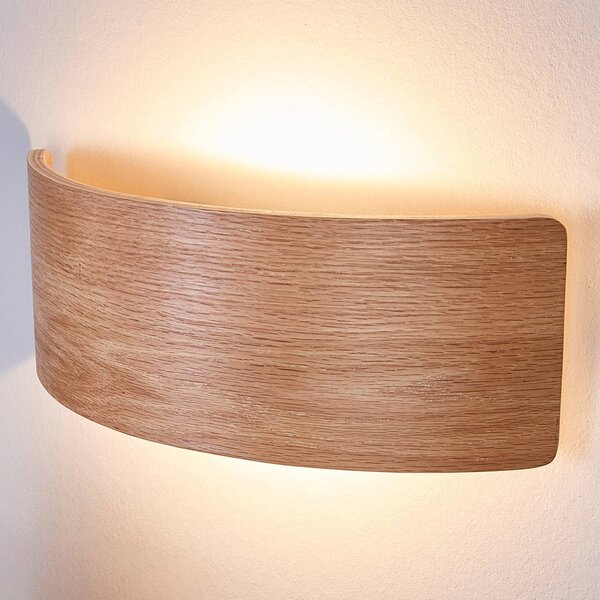 Lindby LED fali lámpa Rafailia, szélesség 33cm, fa, 3,000K, Sötét fa, Nappali / Étkező, Fa, Vidéki otthon / Rusztikus