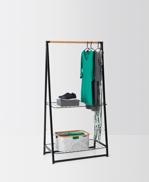 Fekete acél ruhatartó állvány Linn – Brabantia