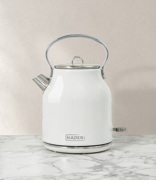 Fehér vízforraló 1,7 l Heritage – Haden