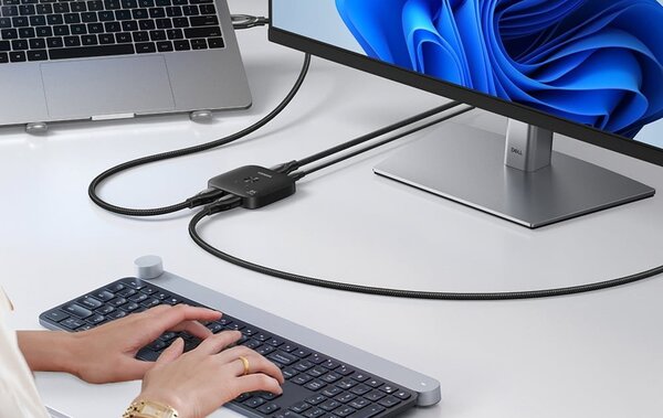 UGREEN AW700 HDMI kapcsoló