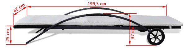 Fekete polyrattan napozóágy párnával és kerekekkel