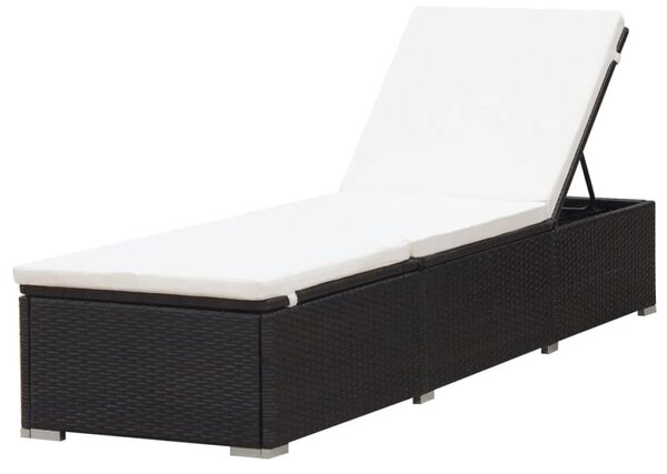 Barna polyrattan napozóágy párnával