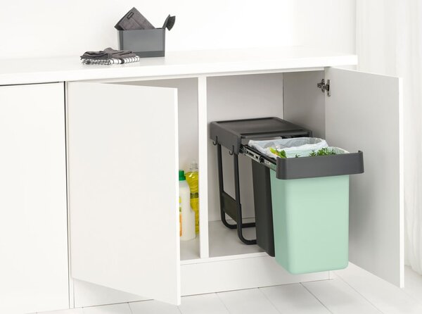 Mentazöld-sötétszürke műanyag szelektív beépíthető szemetes 30 l Sort&Go – Brabantia