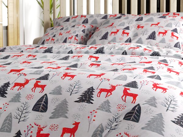 Flanel ágynemű RED DEERS AND TREES fehér Ágyneműhuzat mérete: 2 db 70 x 90 cm | 200 x 220 cm