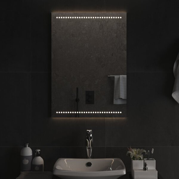 LED-es fürdőszobatükör 50 x 70 cm