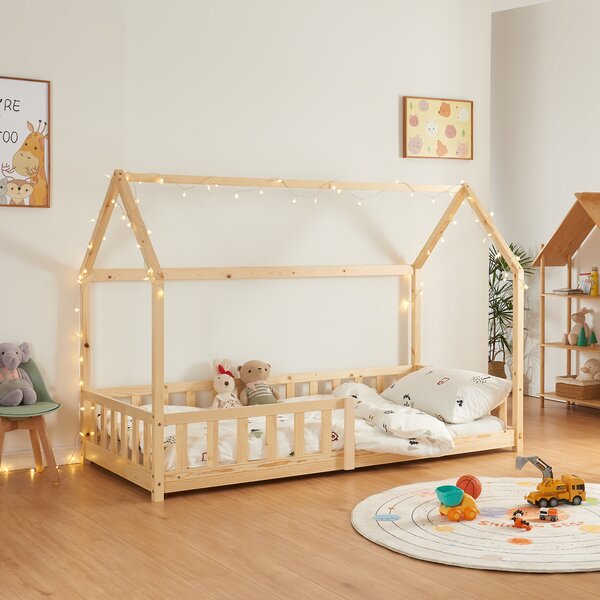 Házikó gyerekágy Hesel leesésgátlóval 90x200 cm fenyő natúr [en.casa]