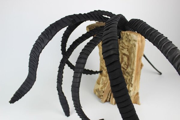 Fekete mű anyósnyelv (sansevieria) 115cm