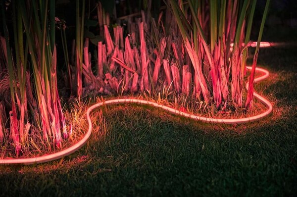 Philips Hue White and Color Ambiance kültéri LED szalag 2m (929002289002)