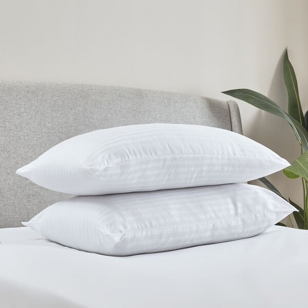 Párna 2 db-os 48x74 cm Hotel Satin Stripe – Catherine Lansfield