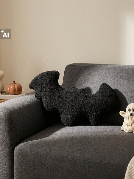 Sinsay - Denevér alakú halloweeni díszpárna - fekete