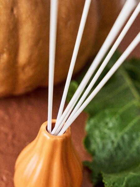 Sinsay - Illatosító diffúzor pálcikákkal Autumn Chai - rézvörös