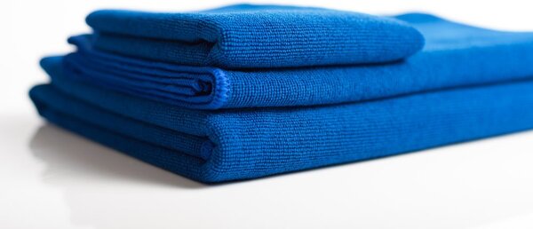 Towel City Gyorsan száradó sporttörülköző 110x30 cm - Fehér