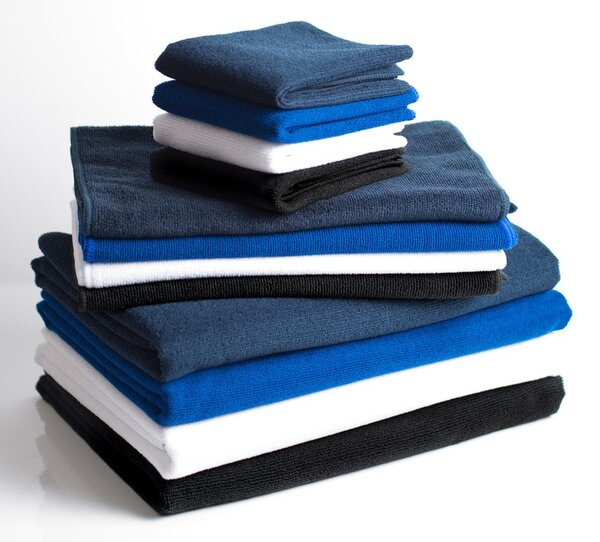 Towel City Gyorsan száradó sporttörülköző 110x30 cm - Fehér