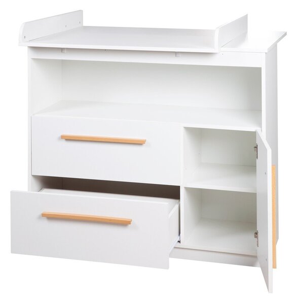 Fehér alacsony gyerek komód 107x98 cm Lilo – Roba