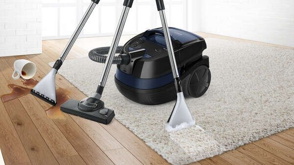 Bosch Serie 4 BWD41700 3 az 1-ben Száraz és nedves porszívó, 3,5L, Henger alakú, vákuum, 1700W, Kombi