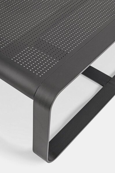 Alumínium kerti dohányzóasztal 62x105 cm Merrigan – Bizzotto