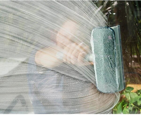 Bézs vízlehúzó 36 cm CleanTech – Joseph Joseph