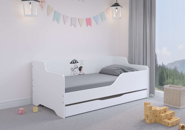 LILU gyerekágy laminált oldalakkal, 160x80cm-es matraccal és ágyneműtároló hellyel - kislány kerékpáron macskával