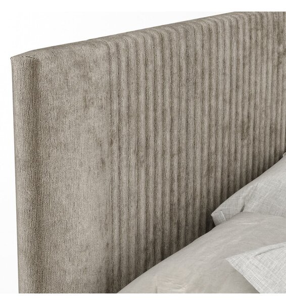 Világosbarna ágyneműtartós boxspring ágy 140x200 cm Bergamo – Maison de Rêve