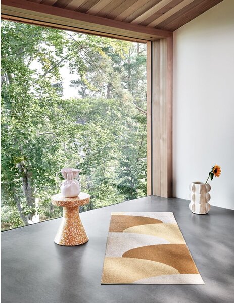Okkersárga kültéri-beltéri szőnyeg 70x90 cm Hill Ochre Pale Yellow – Pappelina