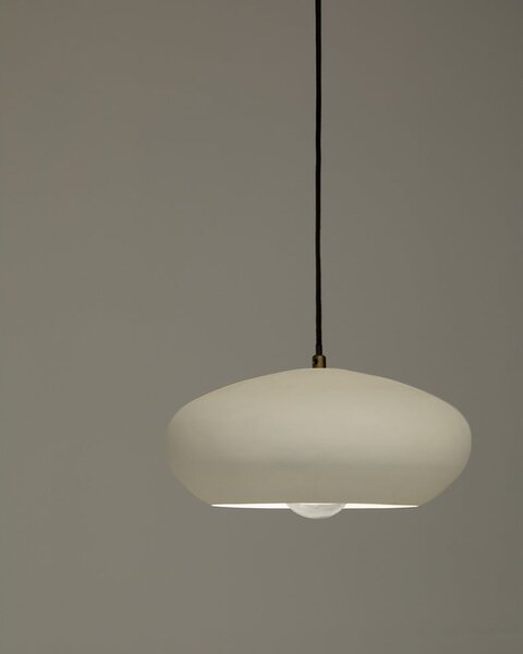 Fehér függőlámpa fém búrával ø 40 cm Inda – Kave Home