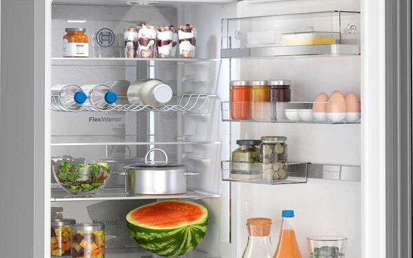 Bosch KGN39LBCF Alulfagyasztós hűtőszekrény, 363L, M: 203, NoFrost, C energiaosztály