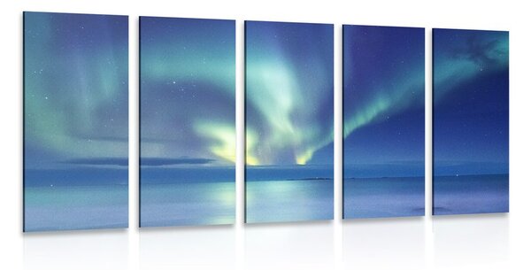 5-részes kép aurora borealis az óceán felett