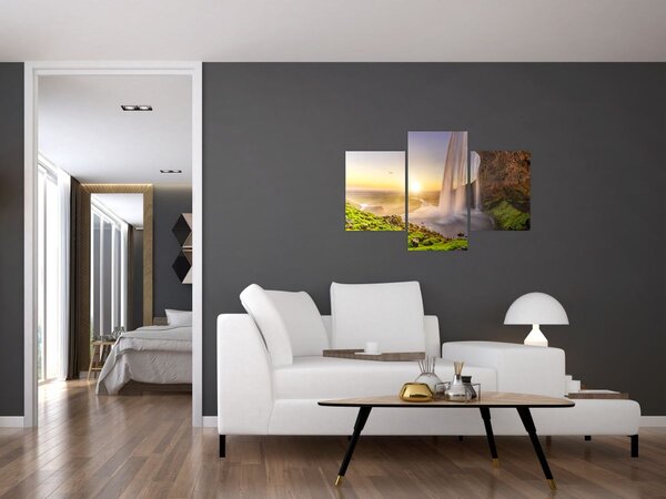 Kép - Seljalandsfoss a barlang mögül (90x60 cm)