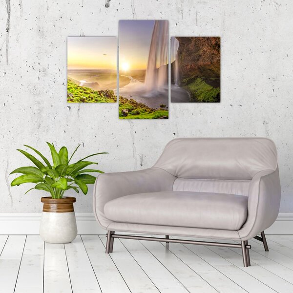 Kép - Seljalandsfoss a barlang mögül (90x60 cm)