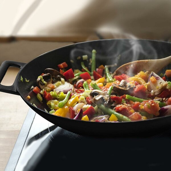 Culinaria WOK öntöttvas serpenyő