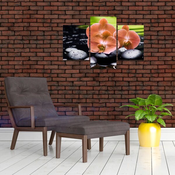 Kép - Narancssárga orchidea pálmalevelekkel (90x60 cm)