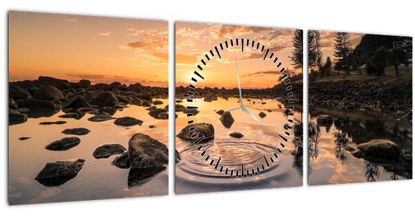 A vízfelület képe naplementekor (órával) (90x30 cm)